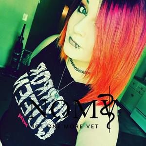 Meet your Posher, Leanna